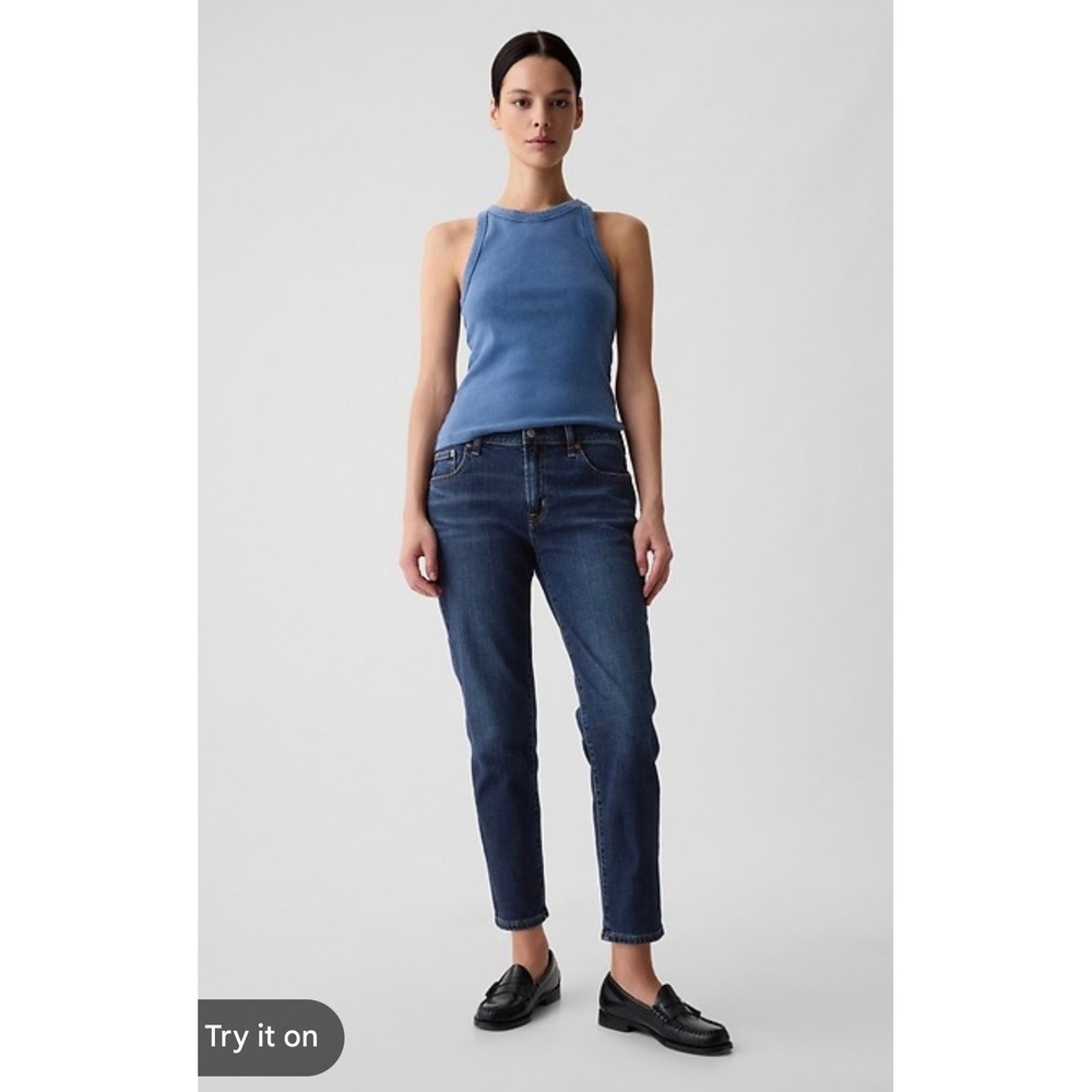 Gap Girlfriend Jeans Size 28 Medium Wash Blue Denim Relaxed Fit Ankle